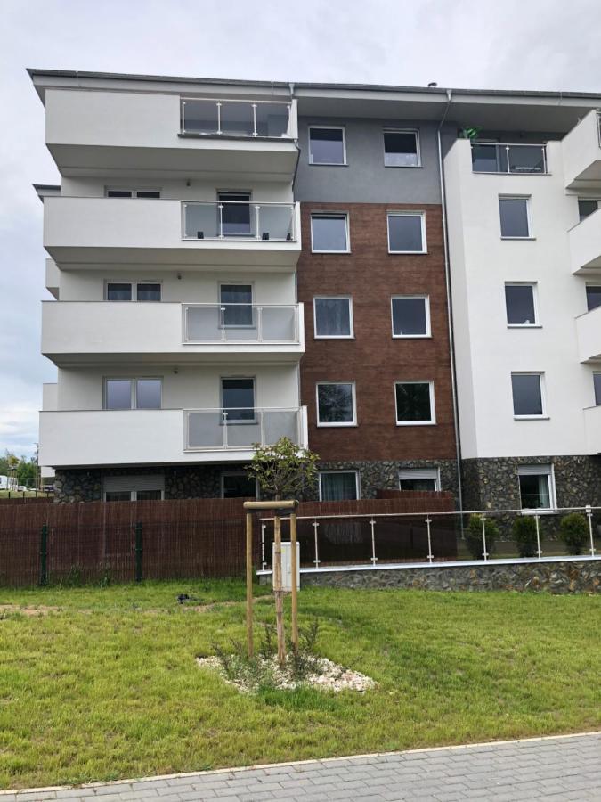 Apartament Happiness Jelenia Góra Exterior foto
